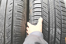 家用車輪胎怎么選？選耐磨的還是靜音的，內行人的經驗全都告訴你
