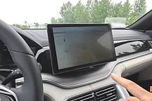 為何高科技配置都在新能源車上，燃油車卻很少有，喵哥告訴你根本原因