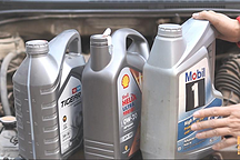 車子到底換什么機油好？喵哥教你選機油四大原則，不怕踩坑