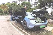 比亚迪海豹车身扭转刚度堪比劳斯莱斯?喵哥现场实测,会不会翻车