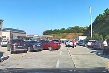 高速服務(wù)區(qū)停車休息要小心，每年都有人停車被坑，別說我沒提醒你