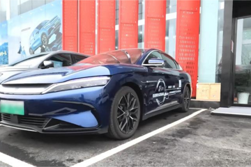 比亚迪要下狠手？汉EV创世版加量降价，比秦冠军版的还要狠 