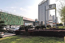 問界的4S店改賣藍電，賽力斯又搞了個藍電汽車，果然親兒子才靠譜