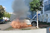 堅決不買電車！為何電車起火這么可怕？這才是根本原因 