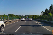 開車十大陋習(xí)，哪個(gè)應(yīng)該排第一呢？你中了哪幾條？
