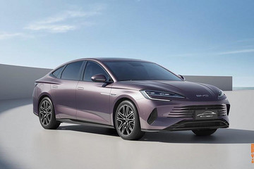 比亚迪海豹DM-i来了，定位20万级市场，是要卷死B级车吗？ 