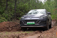車長近5米，DM-p超級(jí)混動(dòng)+云輦C，騰勢(shì)N8可以月銷過萬嗎？