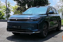 喵哥試駕了問界新M7 Ultra，底盤和顏值提升明顯，要排隊提車了