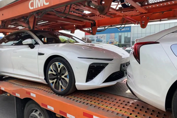 年內(nèi)上市的哪吒S實車曝光！能不能助力哪吒站在新勢力第一梯隊？