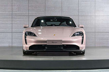 特斯拉、保時捷、奔馳共召回超23萬輛，召回原因：存在安全隱患