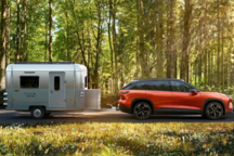 蔚来ES7上有犄角下有空悬，46.8万元起！预计8月底闪电交付，信吗