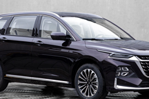 李瑞峰狂diss，余承東力挺，五菱也想要混動這個“香餑餑”