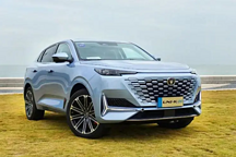 混動SUV還能卷幾年！這五款混動SUV省油又好開，看看哪款適合你？