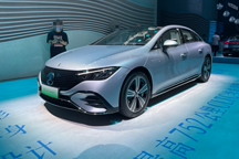 奔馳首款EVE純電平臺(tái)國產(chǎn)純電車型，奔馳EQE會(huì)繼續(xù)坑窮人嗎？