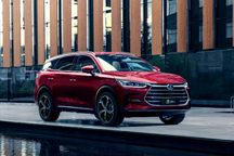 特斯拉你降你自己的，比亞迪我漲我自己的！國(guó)貨之光的自信？