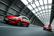 冷知識(shí)：今年一季度，比亞迪的銷量與特斯拉大致相當(dāng)