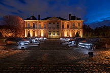 沒(méi)有哪個(gè)品牌比奔馳更會(huì)講好“豪華”的故事