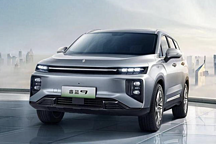 集“换电”和“奶爸车”于一身，这款车为什么上来就挑战蔚小理？