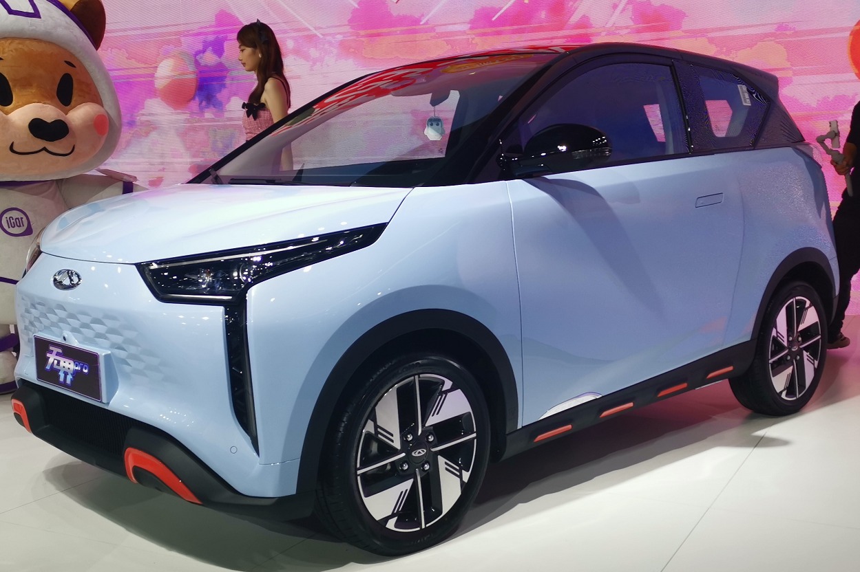 奇瑞QQ无界Pro亮相成都车展，提供七款车身颜色/将9月上市