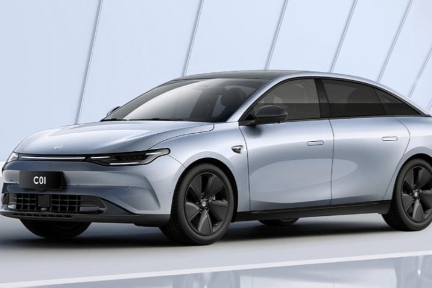 零跑C01将在9月28日上市，预订量已超过10万台