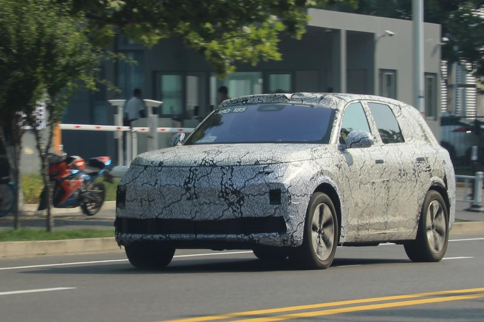 探访理想研发中心，L8呼之欲出