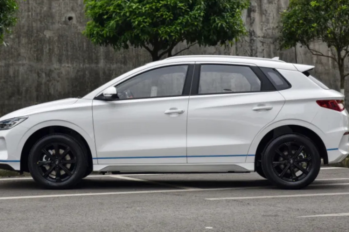  比亚迪多款网约车型再次调价，上涨0.6-1.6万元不等 