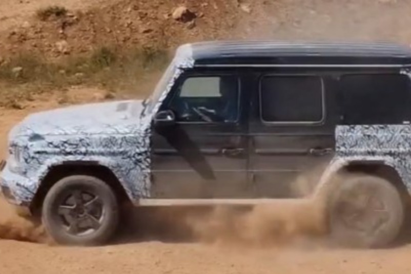 奔驰EQG官方谍照曝光，轻松坦克掉头，纯电奔驰大G来啦！