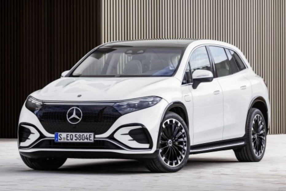 奔驰上半年在华交付超过35.58万辆新车，多款新车近期上市