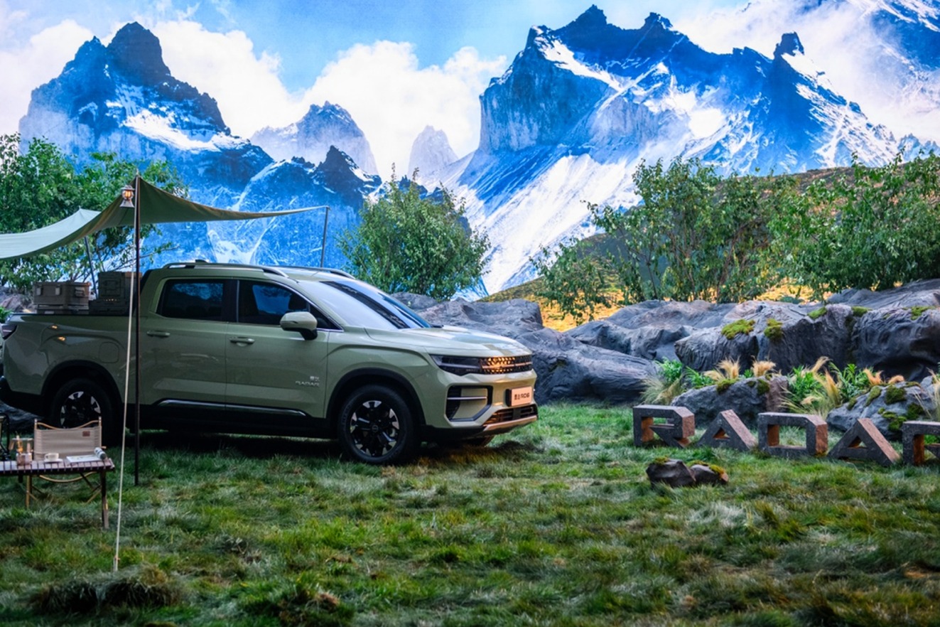 新品牌代表新品类，是谁让RADAR雷达汽车出圈？