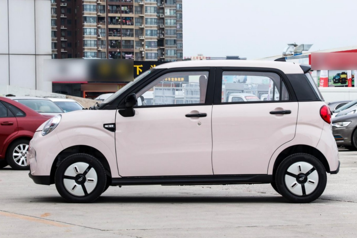 凌宝BOX蔡文姬智享版上市，贵一千元多两项配置