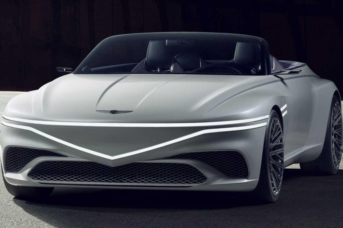 捷尼赛思X敞篷概念车官图发布 硬顶敞篷前卫科幻