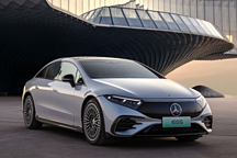 奔馳EQ系列官降最高23萬！老車主可獲得相應(yīng)補(bǔ)貼？