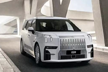 極氪009：高端商用閉眼沖，普通家用請(qǐng)繞行