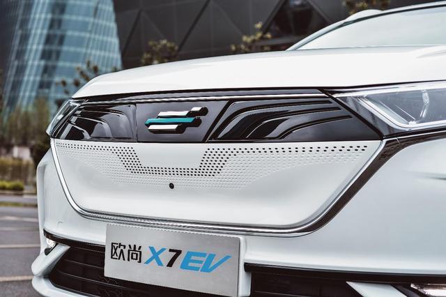 首款純電SUV、MPV發(fā)布，長安歐尚電動(dòng)化連落兩子！
