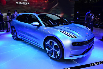 续航700公里3.9s破百，领克首款纯电车明年上市，又要变天