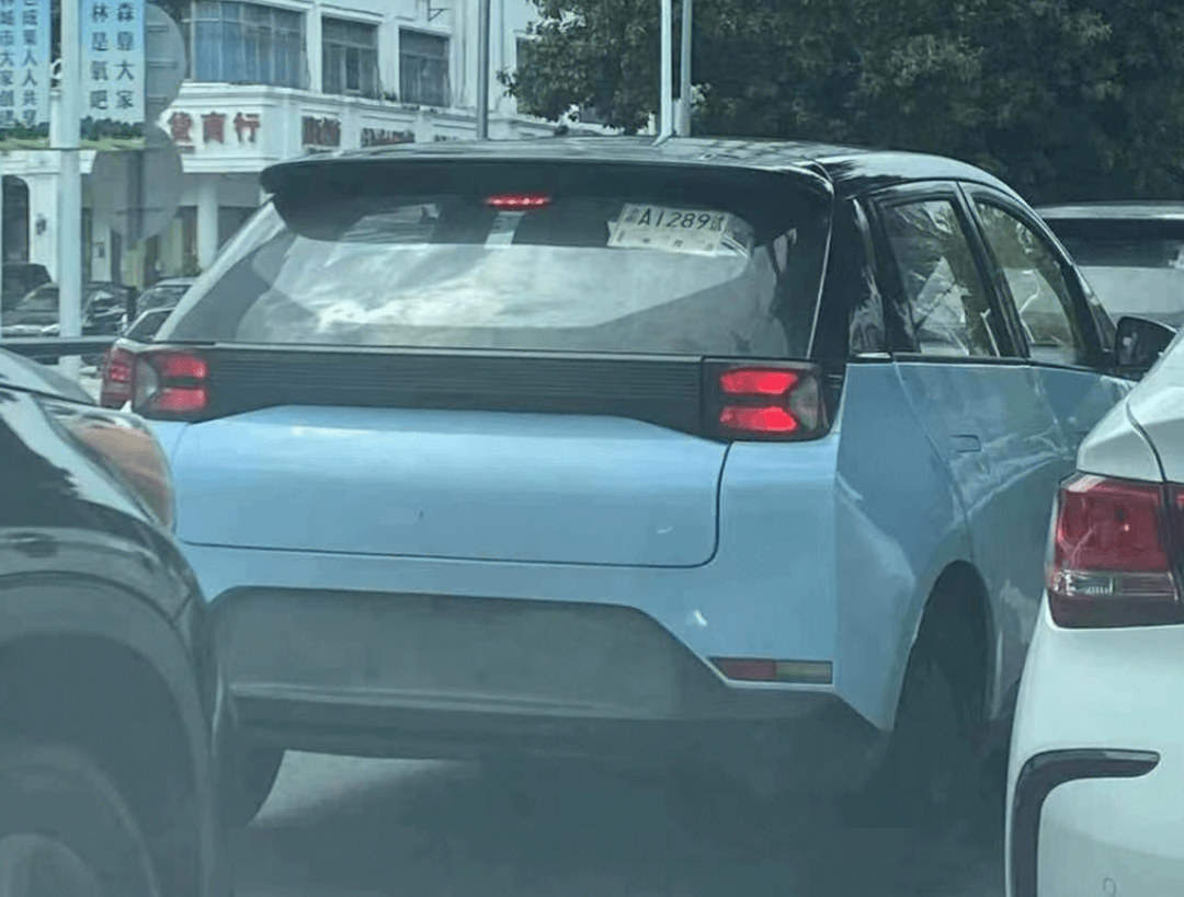 VC車尾.png