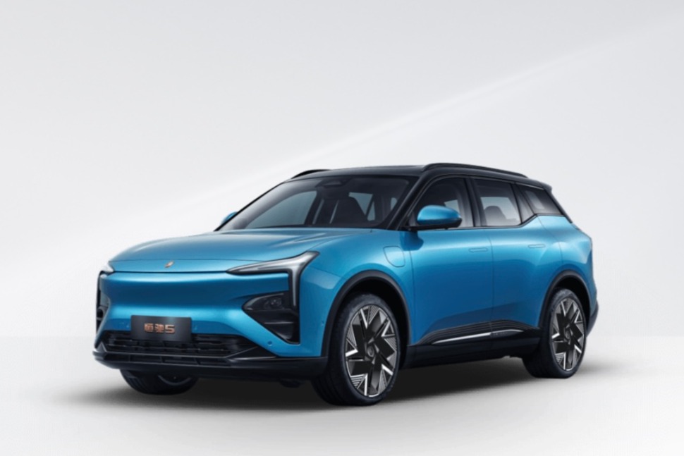 与预售价保持一致，恒驰5售价17.9万起