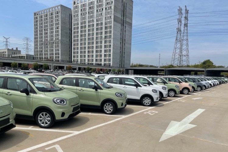 “出海”模式开启！首批零跑T03出口至以色列