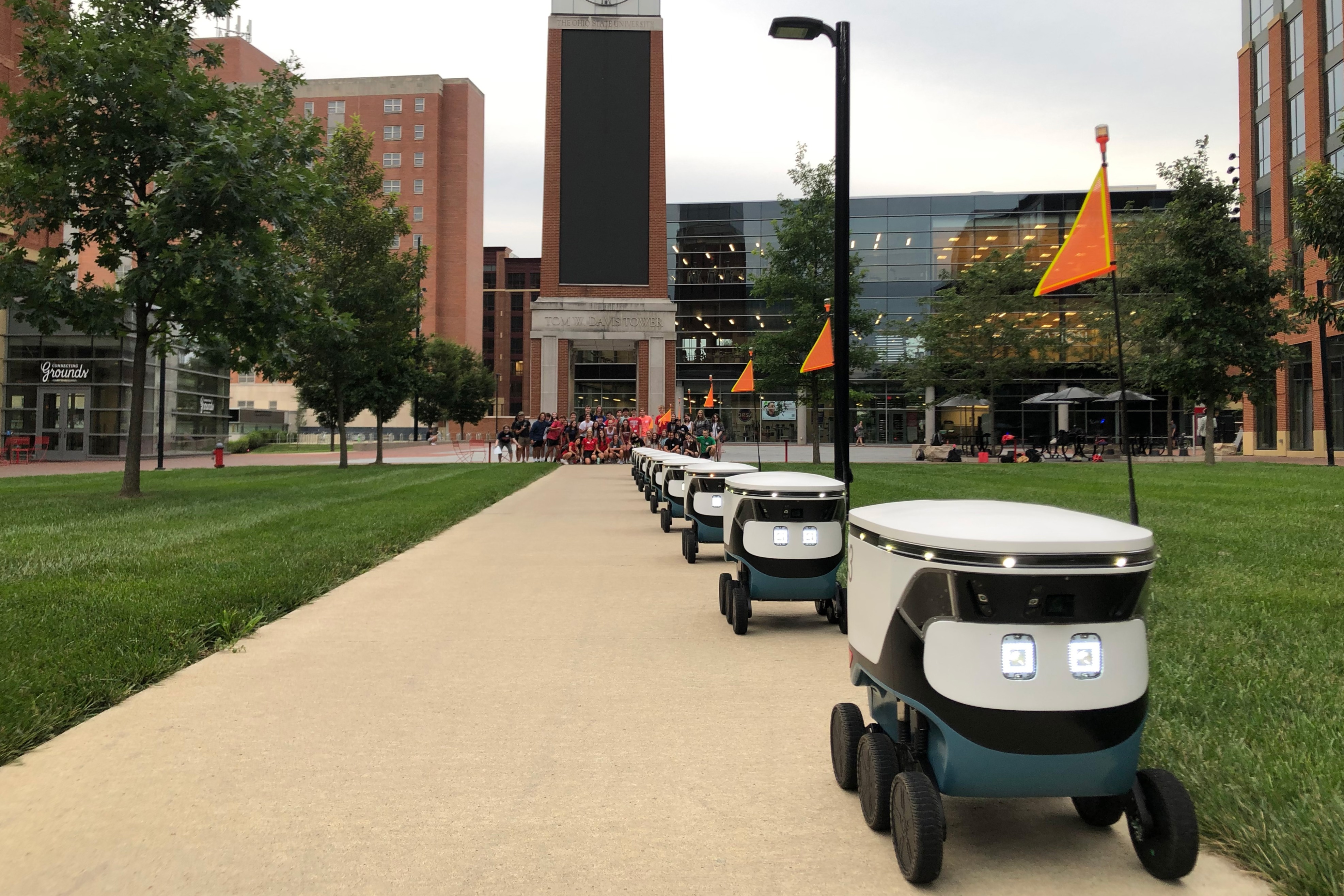 麦格纳与CARTKEN就自动送货机器人达成战略合作