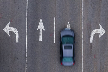 自动驾驶的2022：从仰望星空到回归现实