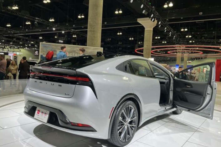 彻底蜕变，全新一代丰田普锐斯亮相洛杉矶车展