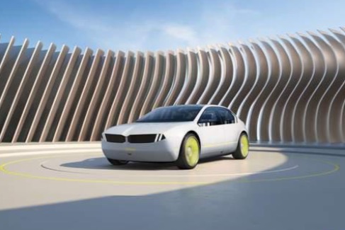 打通人与车的情感交互，BMW i 数字情感交互概念车（Dee）全球首发
