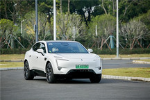 阿維塔11智駕首秀表現(xiàn)突出，連細節(jié)都不放過的安全把控