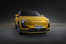 新能源玻璃天幕是雞肋？那是你沒見識過愛馳U6