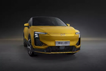 圣诞节气氛拉满，爱驰U6打造全新过节新方式