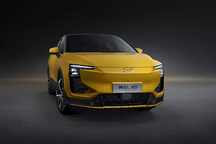 開上愛馳U6新能源SUV，感受全新自駕游體驗(yàn)