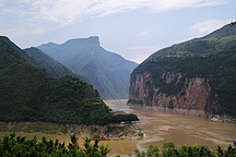 七月雨季，鄂陜蜀渝湘，電動自駕行