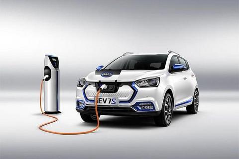 江淮iVE7s这款搭载黑科技的紧凑型SUV 有哪些令人无法割舍的地方