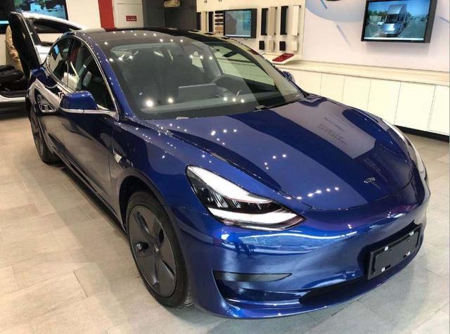 國產(chǎn)特斯拉Model 3到店首日 為何“無人問津”？