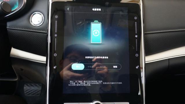 榮威RX5 eMAX，會成為宋Pro DM的最強對手嗎